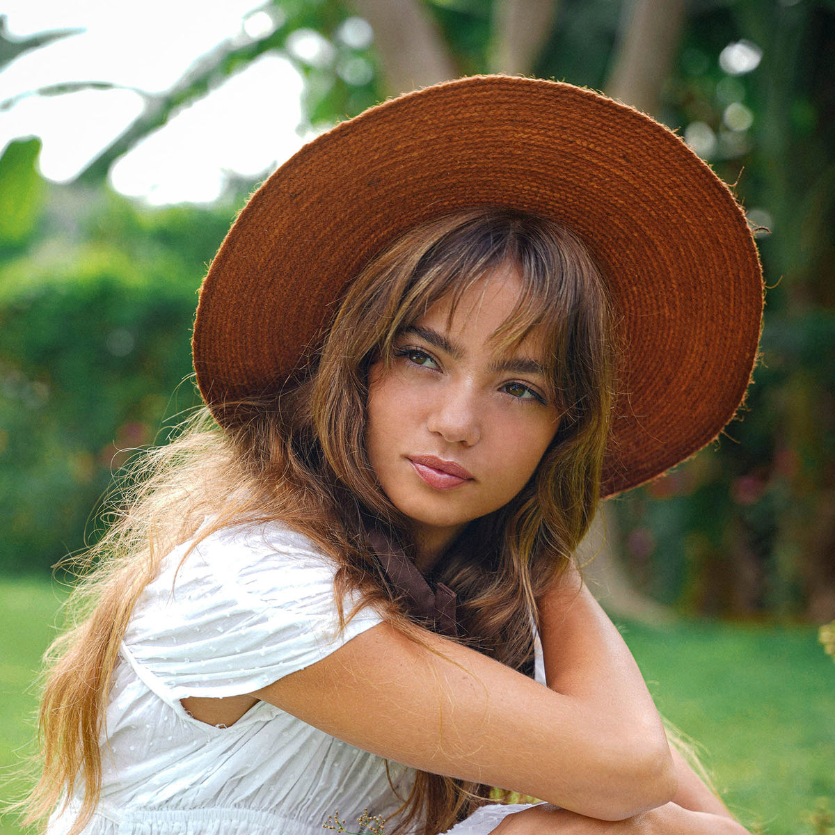 LOLI Jute Hat in Terracotta Brown