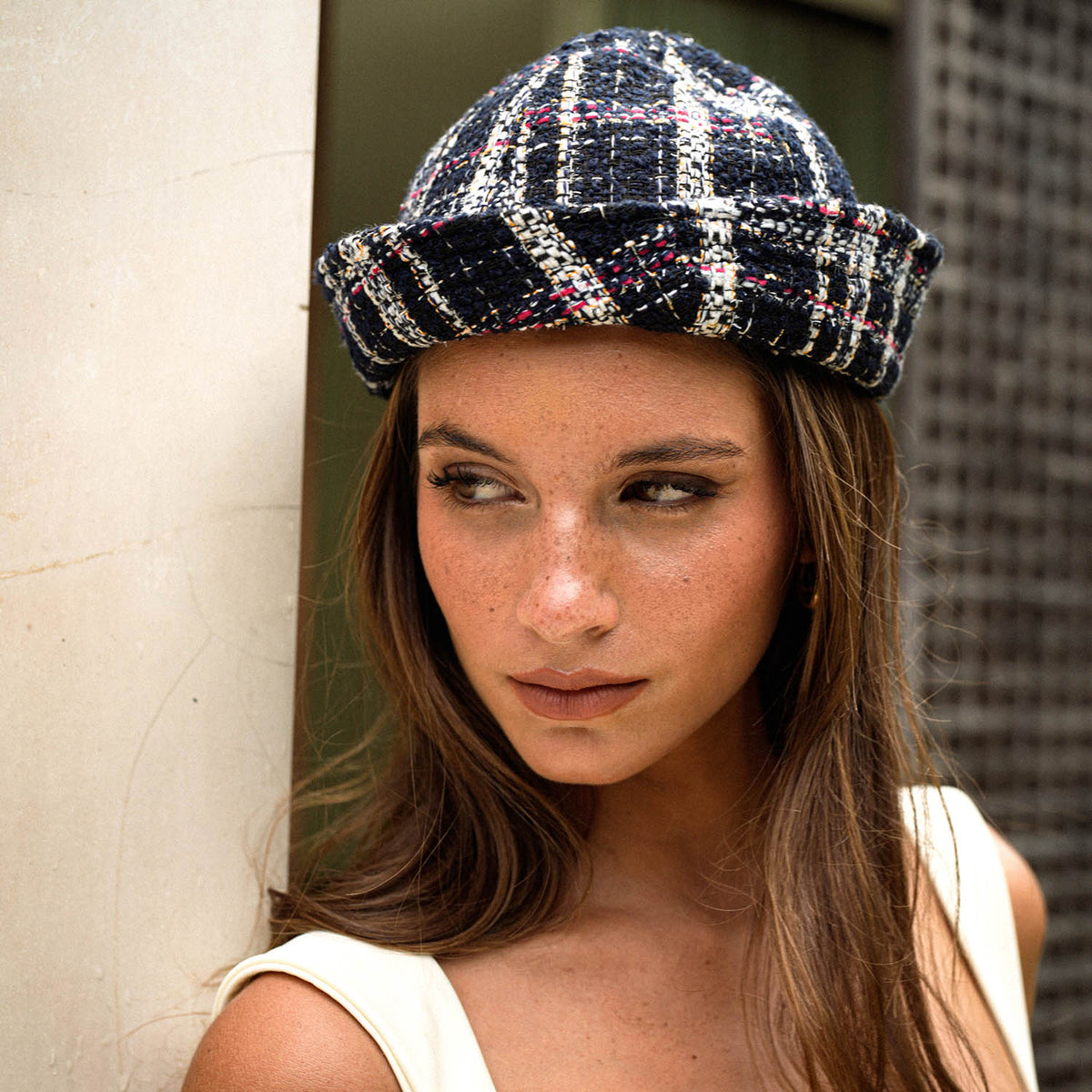 OLIVE Sailor Hat in Black Tweed